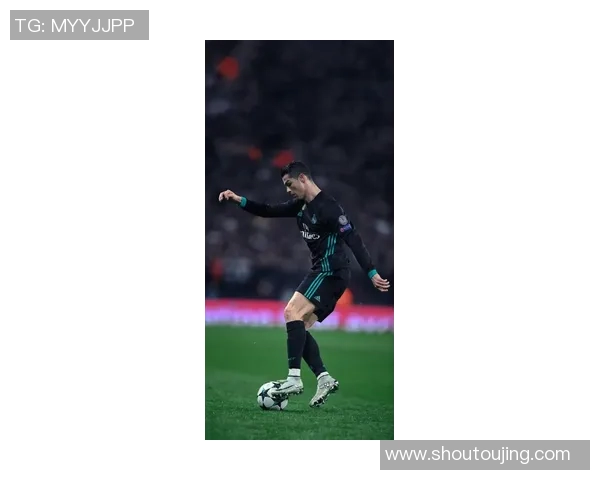 最新足球明星壁纸合集 精选高清大图展现球场巨星风采 最新足球明星壁纸合集 精选高清大图展现球场巨星风采