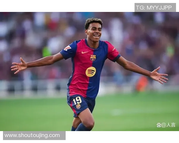 全面解析足球场上的全能球星：每个位置都能轻松胜任的顶级球员风采